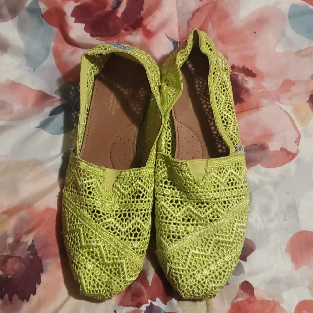 Toms